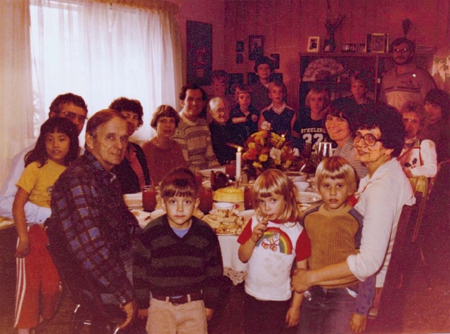 1981-11-Thanksmas-Scott Farm 3.jpg